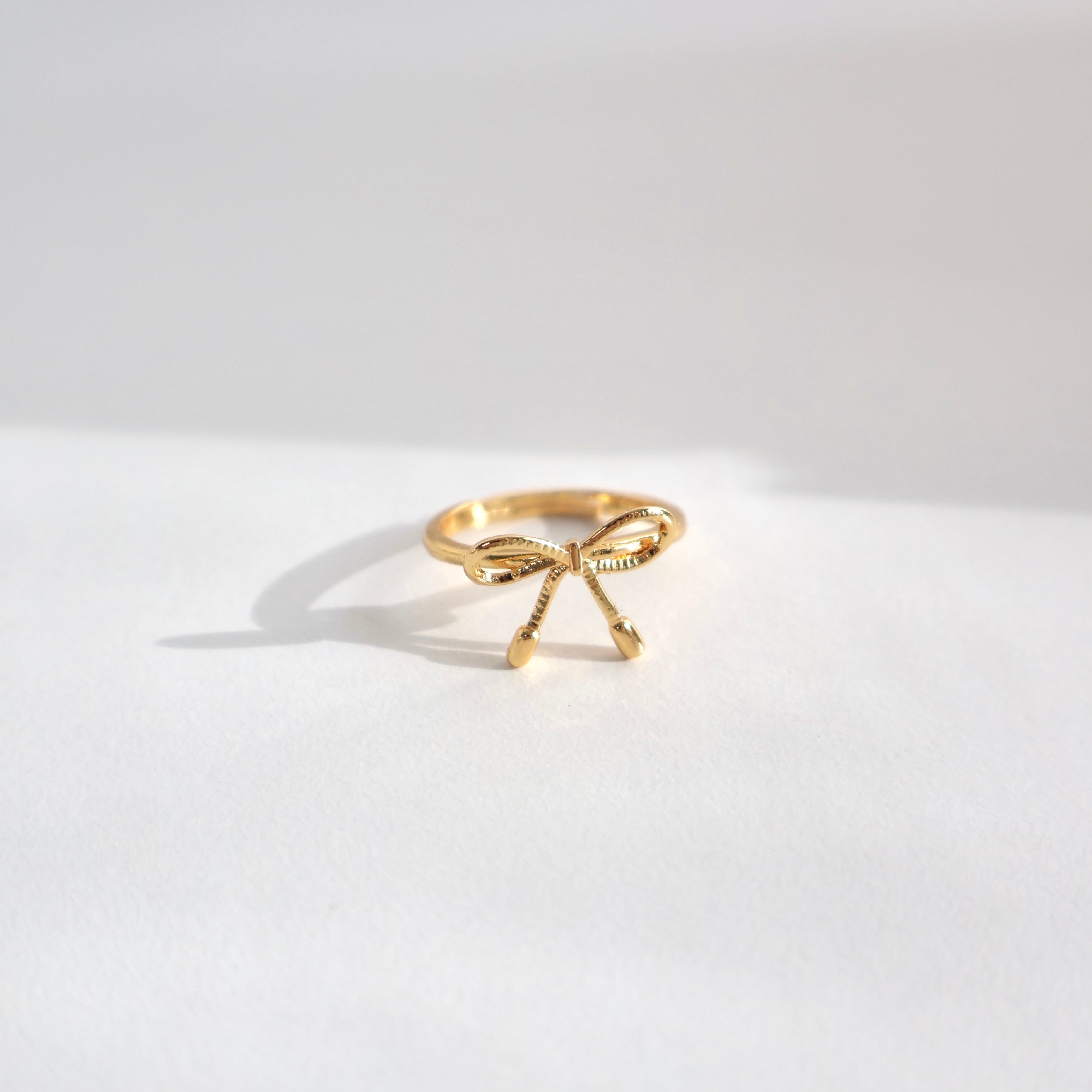 Ring "Bow" - JosefinJewelry