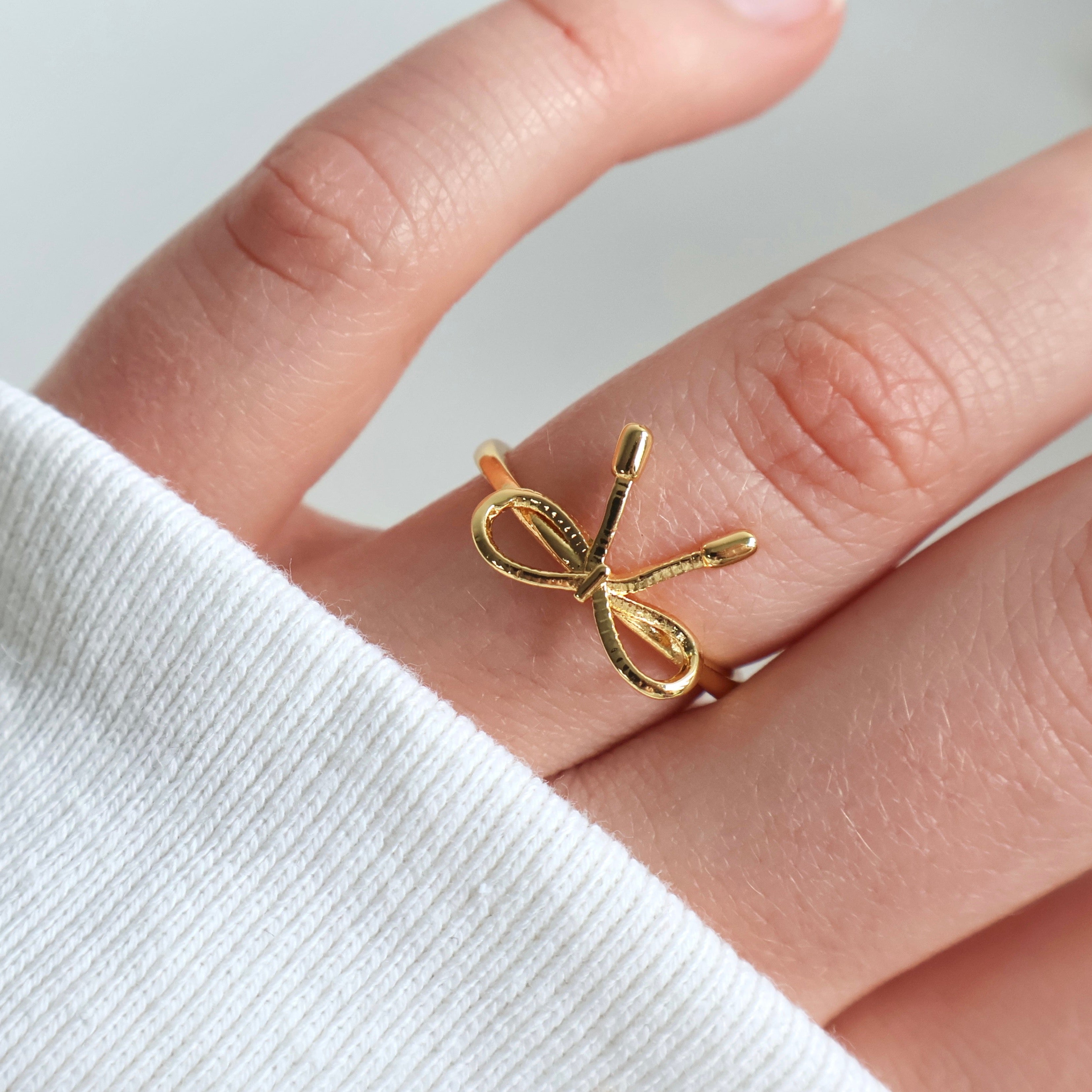 Ring "Bow" - JosefinJewelry